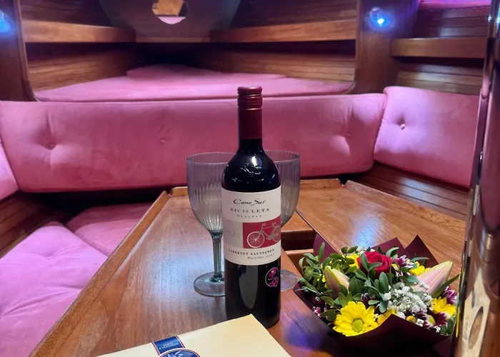 Private Yacht In The Heart Of * 탈린