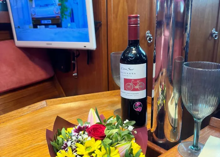 보트호텔 Private Yacht In The Heart Of 탈린