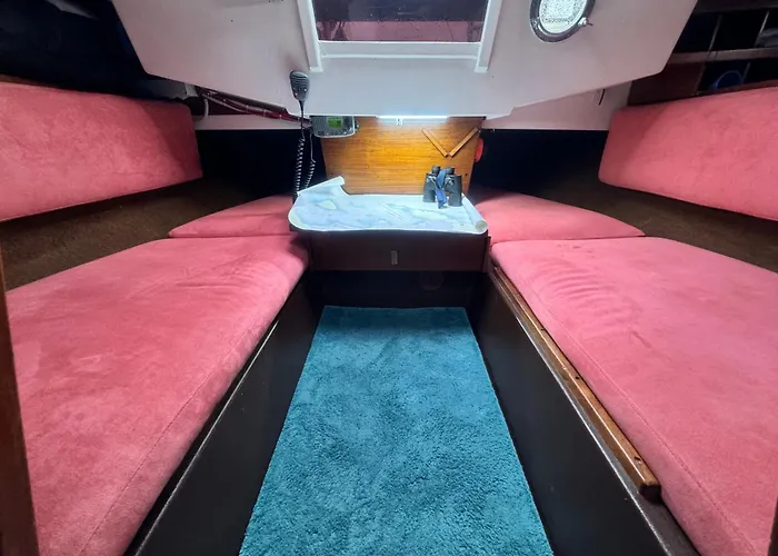 Private Yacht In The Heart Of Πλωτό κατάλυμα *